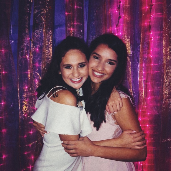 Meet your Posher, Victoria - Picture 1 of 1